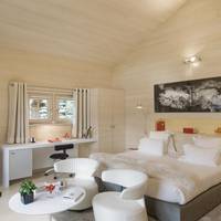 One-Bedroom Chalet with Alcove