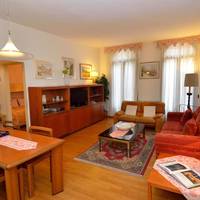 Three-Bedroom Apartment - Salizzada San Lio