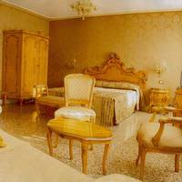 Junior Suite with Canal View