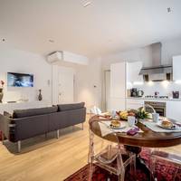 Modern Design Two-Bedroom Apartment 