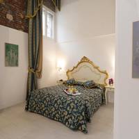 Large Double or Twin Room