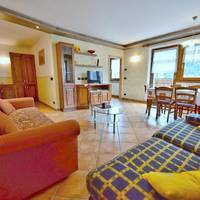 Apartment (5 Adults)