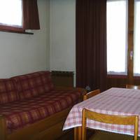 One-Bedroom Apartment (2 Adults)