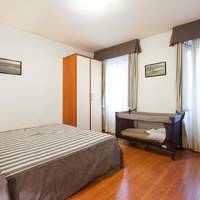 Two-Bedroom Apartment (4 Adults)