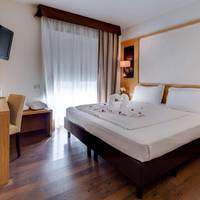 Suite with Spa Access