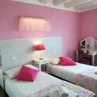 Twin Room with Mountain View
