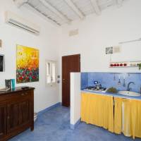 One-Bedroom Apartment with Sea View (3 Adults)