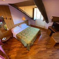 Attic Budget Double Room  no bidet 21