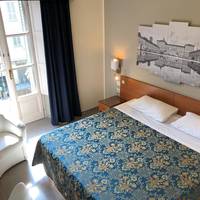Double Room with Balcony 02