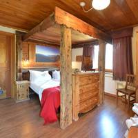 Two Connecting Double Rooms