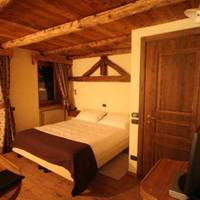 Comfort Double Room with Balcony and View
