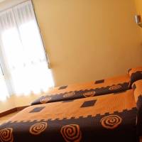 Twin Room with Private Bathroom