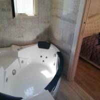 King Room with Spa Bath