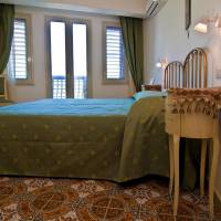 Double or Twin Room with Sea View