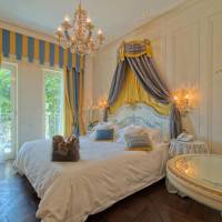 Deluxe Double Room with Partial Lake View