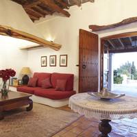 Six-Bedroom Villa 