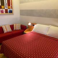 Comfort Double Room with Balcony and Partial Lake View