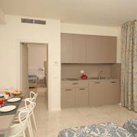 Deluxe One Bedroom Apartment