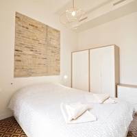 One-Bedroom Apartment with Balcony 1.3