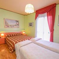 Economy Quadruple Room