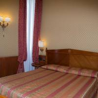 Double or Twin Room with Sea View