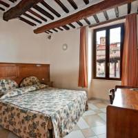 Double or Twin Room with Private External Bathroom