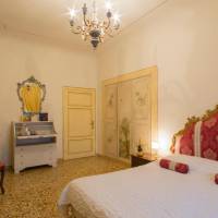 Double Room with Private External Bathroom
