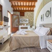Superior Double Room with Jacuzzi