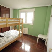 Single Bed in 4-Bed Dormitory Room with Shared Bathroom
