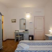 Classic Quadruple Room