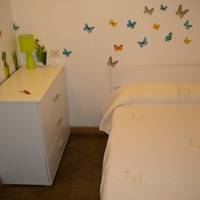 Single Room with Shared Bathroom