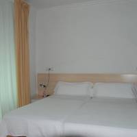 Double or Twin Room with Private Bathroom
