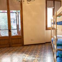 Bed in 6-Bed Mixed Dormitory Room