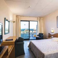 Triple Room (2 Adults + 1 Child)