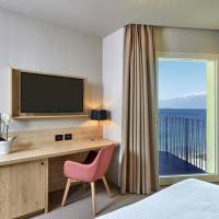 Deluxe Double or Twin Room with Lake View