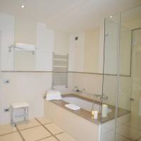 Two-Bedroom Apartment (4 Adults)