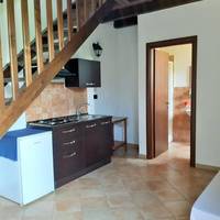 Large Studio - Split Level