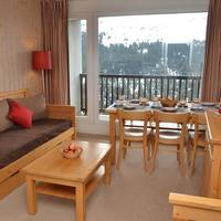One-Bedroom Apartment (6 Adults)