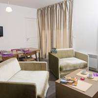 Two-Bedroom Apartment (7 Adults)