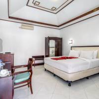 Deluxe Double or Twin Room with Pool View