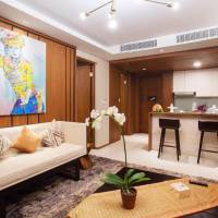 Suite with Return Airport Transfer