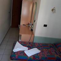 Twin Room with External Private Bathroom