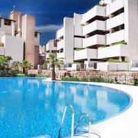 Deluxe One-Bedroom Apartment with Private Pool 
