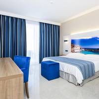 Superior Double Room with Balcony