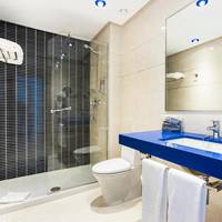 Superior Twin Room with Balcony (2 adults + 1 child)