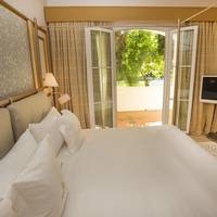 Junior Suite with Garden View and Spa access
