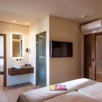 Superior Connecting Rooms with Balcony and City View