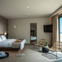 Junior Suite with Outdoor Jetted Tub and Side Sea View
