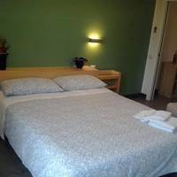 One-Bedroom Apartment (4 Adults)