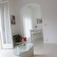 One-Bedroom Apartment with Terrace (5 Adults)